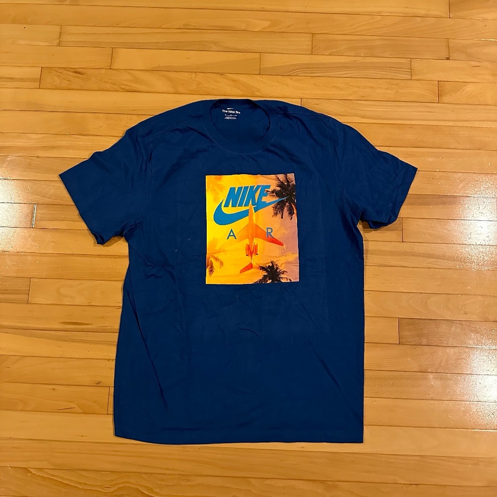 Nike tshirt